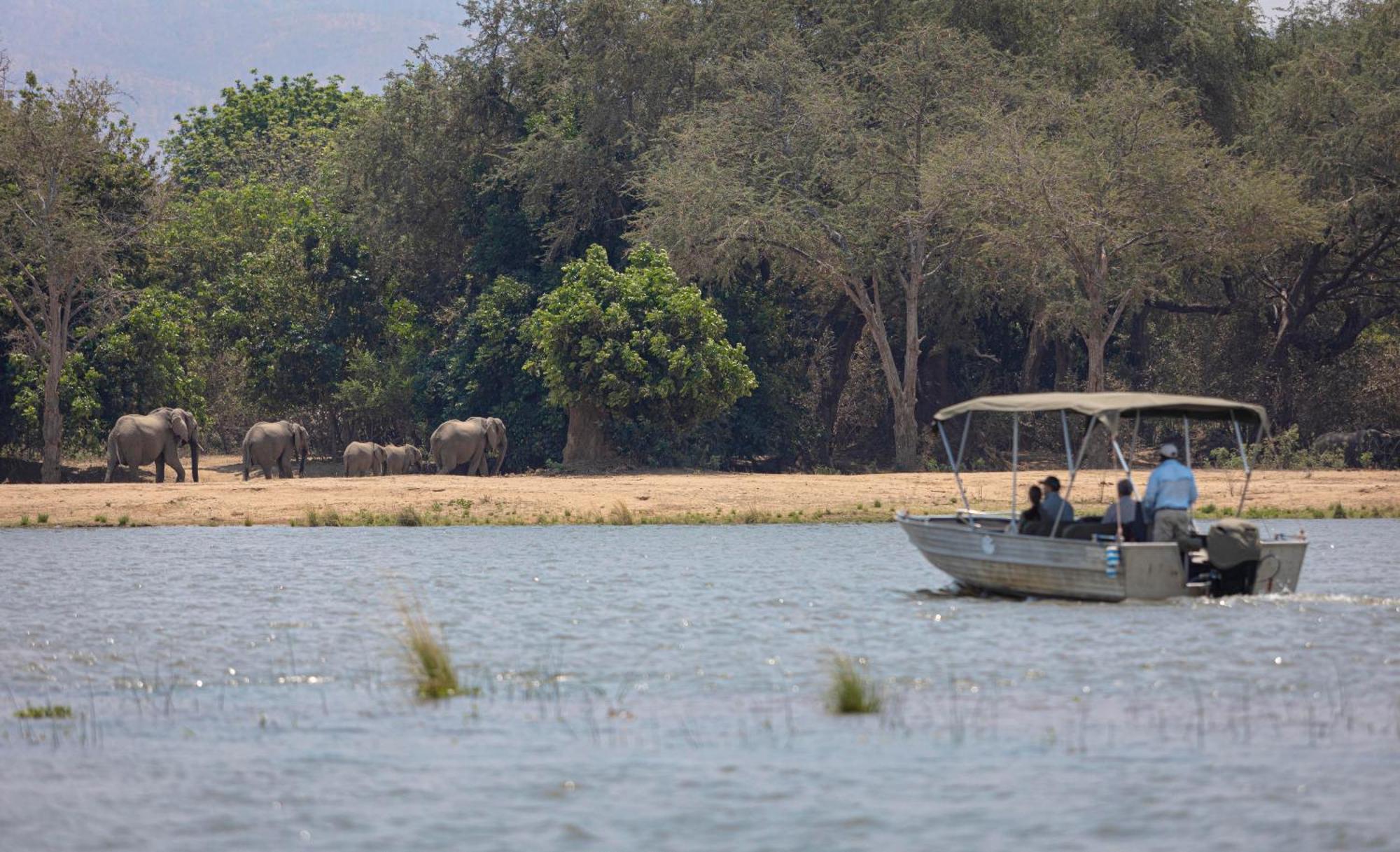 Royal Zambezi Lodge Mafuta Exterior photo