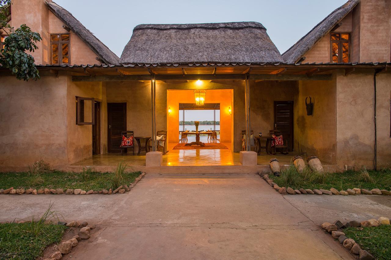Royal Zambezi Lodge Mafuta Exterior photo